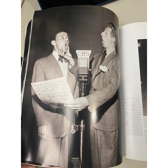 Frank Sinatra Life remembrance Soft cover with pics Vintage - Picture 4 of 12